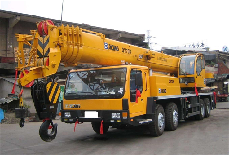 六枝特区吊车出租选择重点